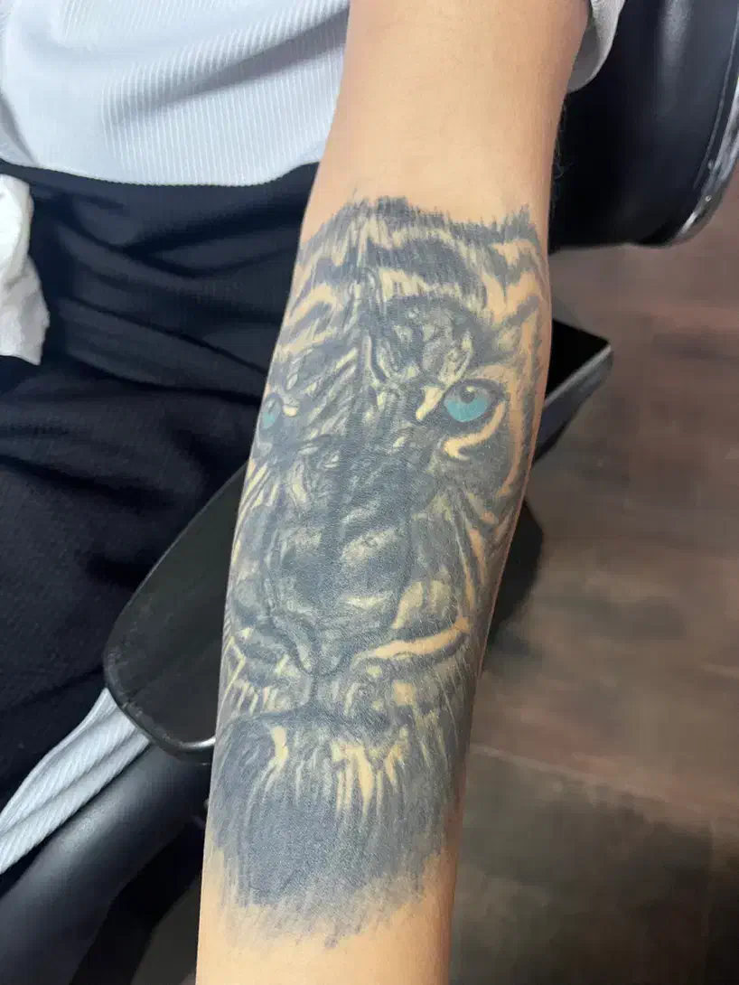 پاک کردن تتوخالکوبی/بدن ابرو لب چشم/بوتاکس کیوسویچ|خدمات آرایشگری و زیبایی|اصفهان, عباسآباد|دیوار