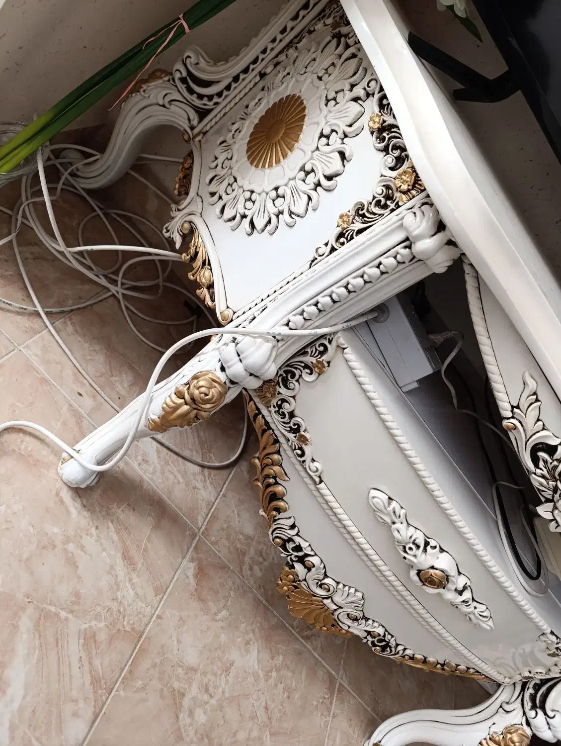 میز تلوزیون با جنس چوب اصل|میز تلویزیون|تبریز, |دیوار