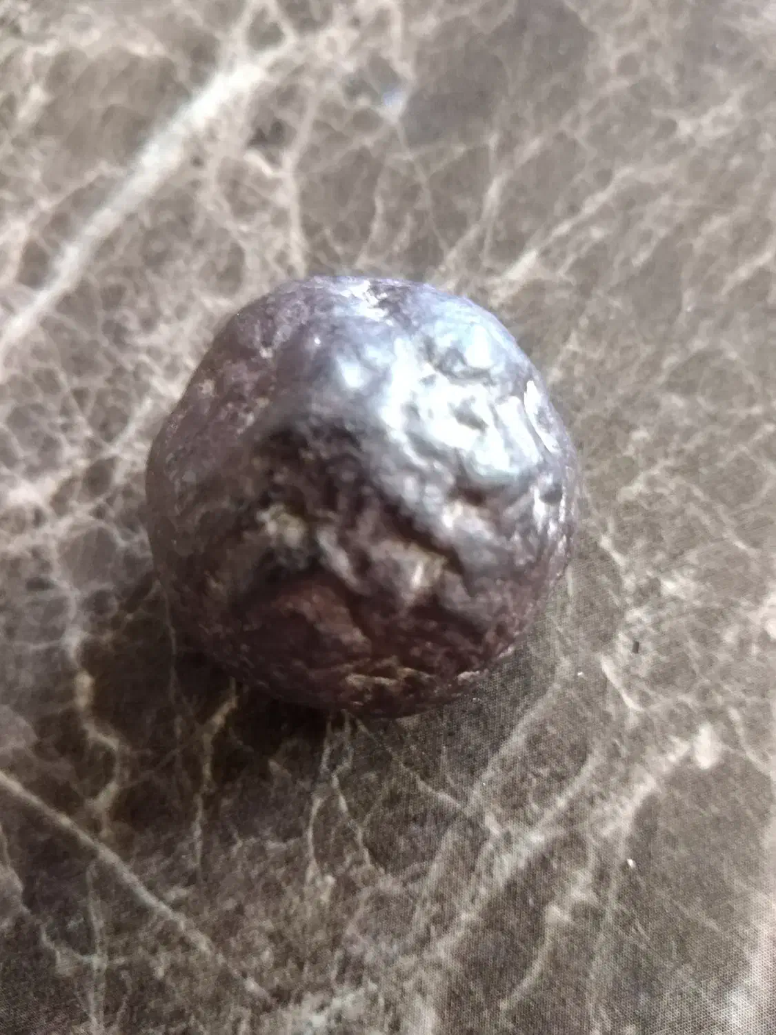 سنگ های قیمتی|کلکسیون اشیاء عتیقه|صدرا-فارس, فاز ۱|دیوار