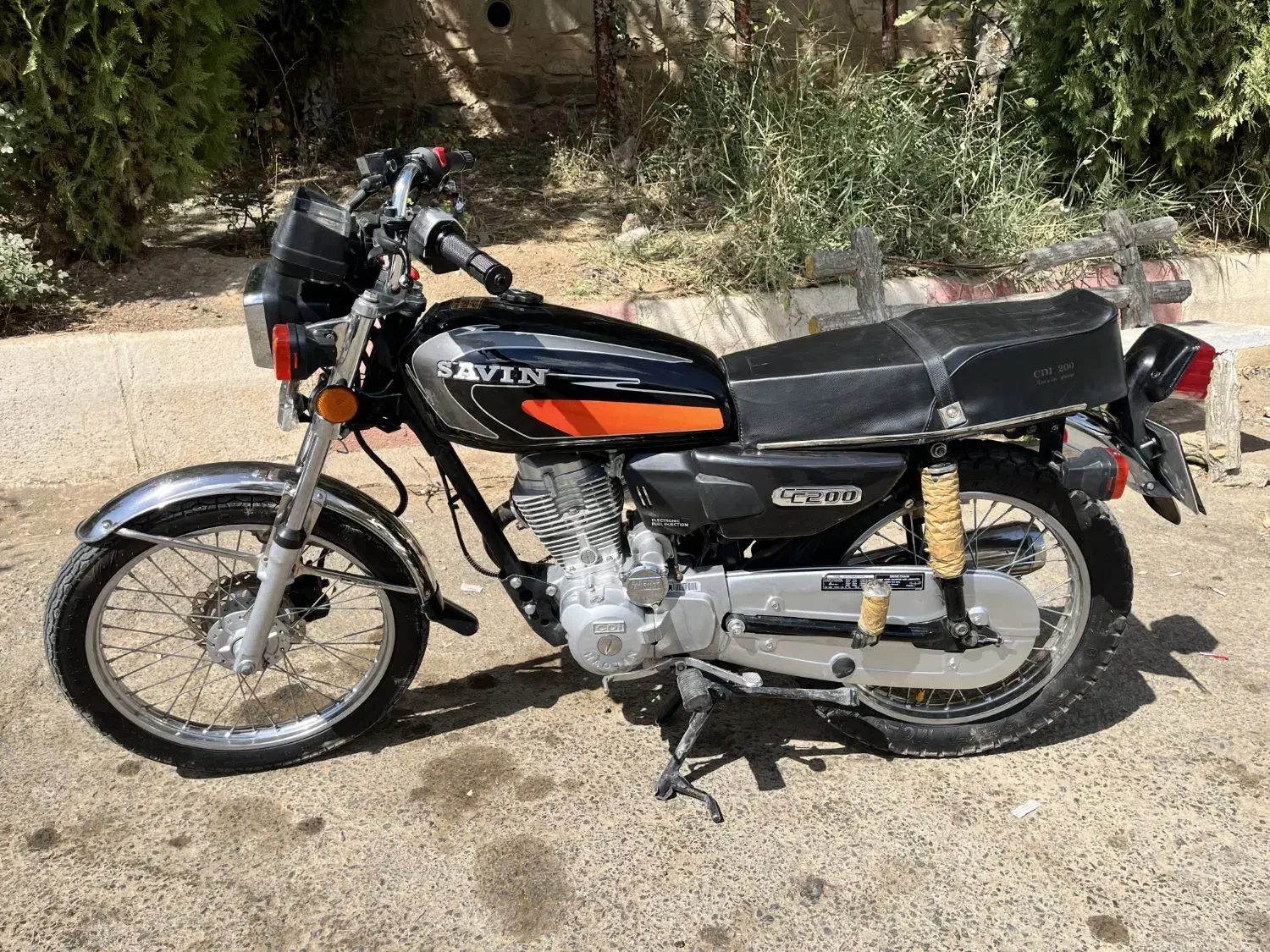 موتور 200cc تخت|موتورسیکلت|سنندج, |دیوار