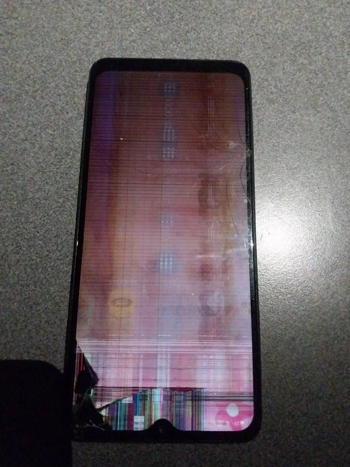 گوشی a12 ال سی دی شکسته همراه با کارتن|موبایل|کرج, شهرک بنفشه|دیوار