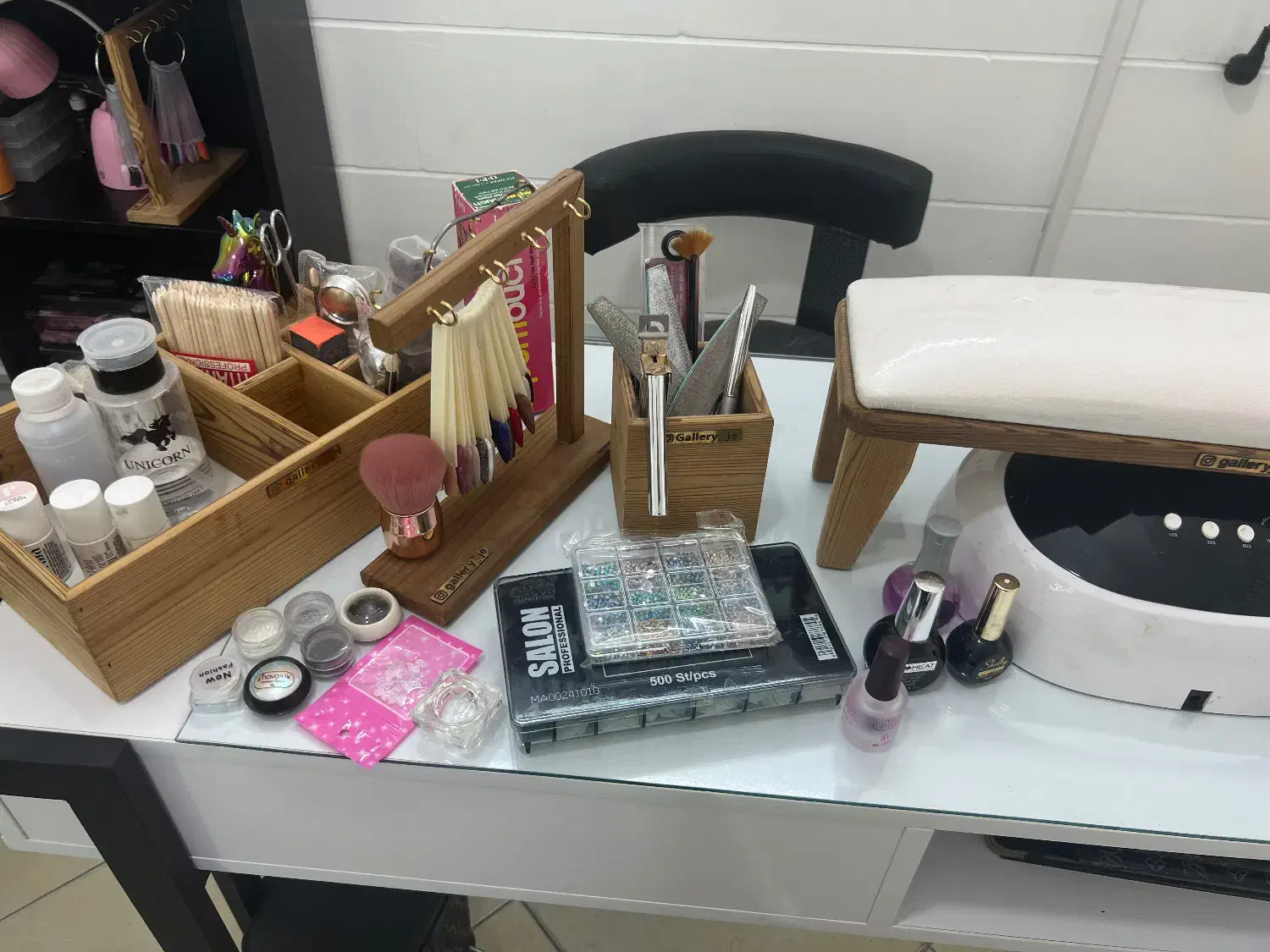 وسایل کاشت ناخون در حد نو|آرایشی، بهداشتی، درمانی|قرچک, مهدیه|دیوار