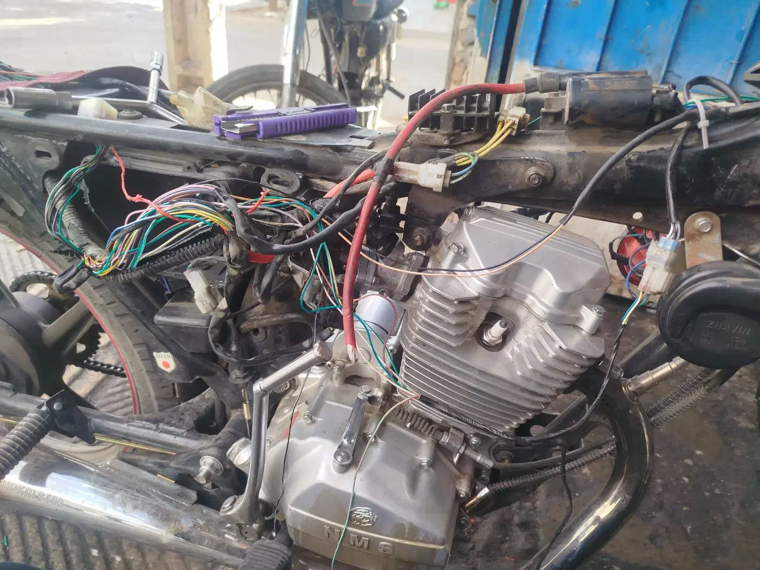 تعمیر گاه موتور سیکلت ناصر تهرونی|خدمات موتور و ماشین|یزد, |دیوار