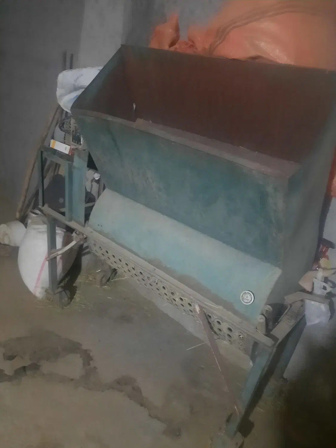 دستگاه آسیاب کن یونجه نان خشک پرس چغندر|ماشین‌آلات صنعتی|اسفراین, |دیوار