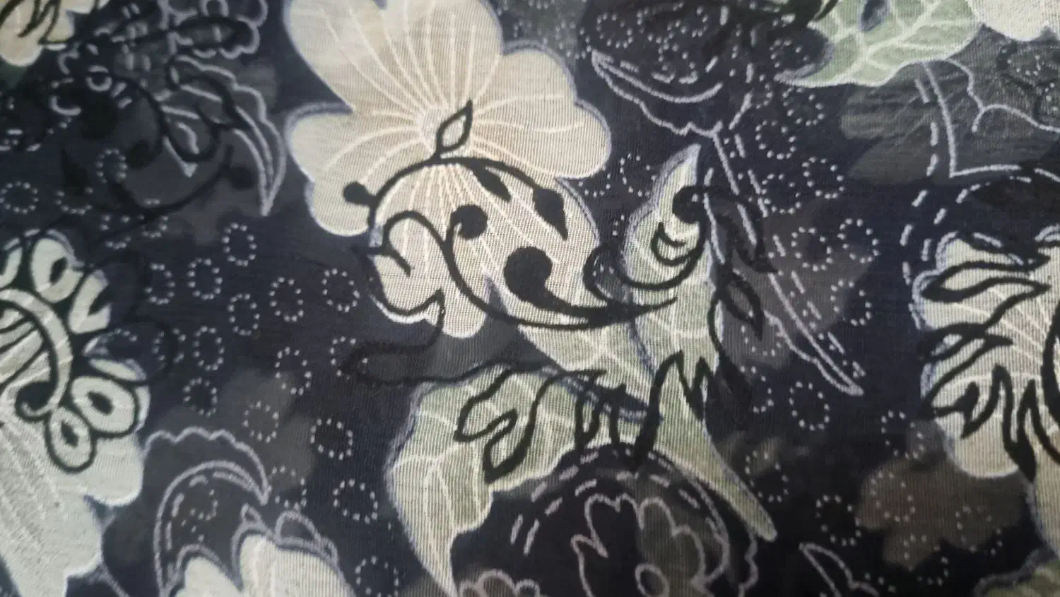 چادر مجلسی|لباس|تهران, چوب تراش|دیوار