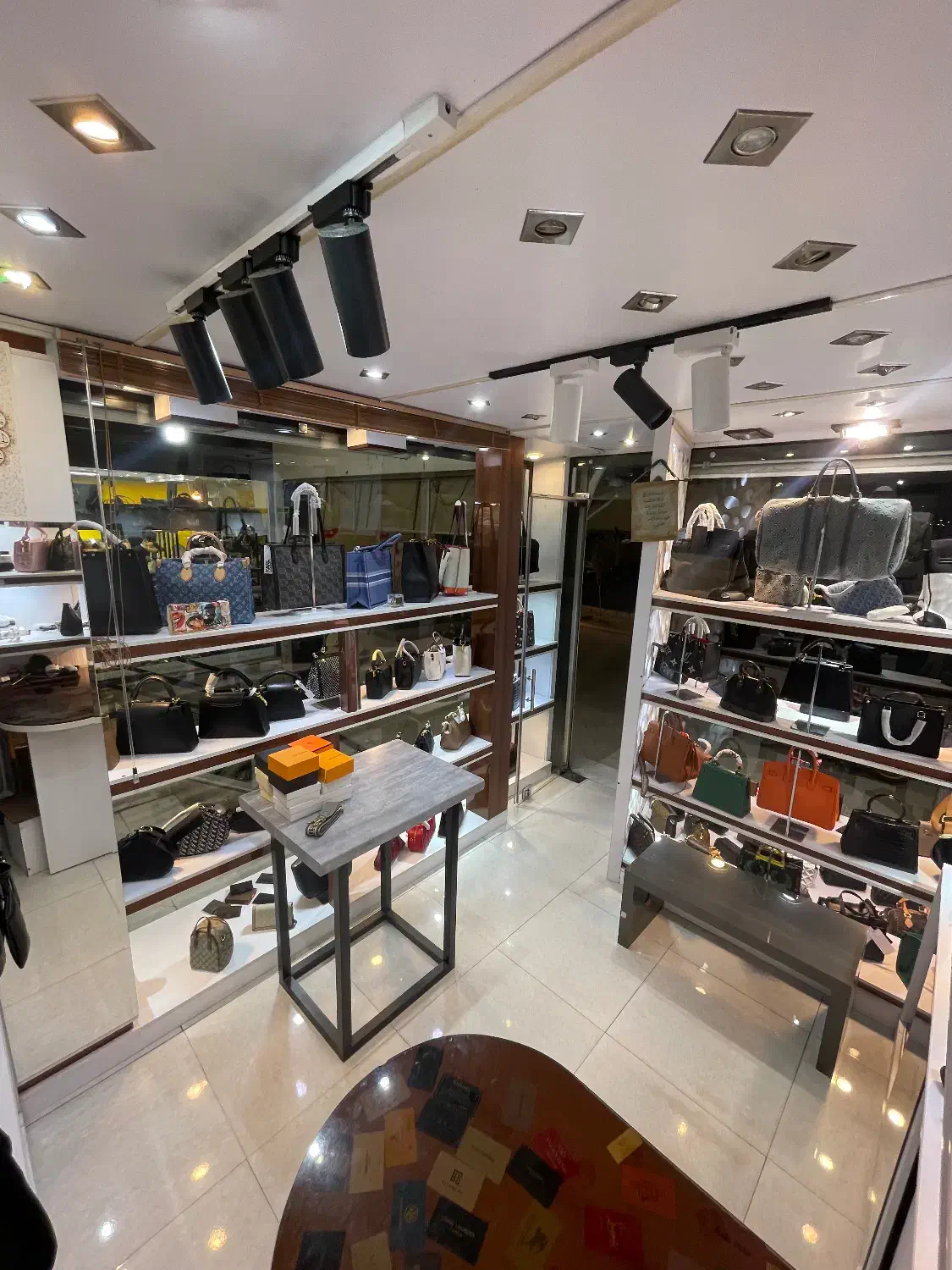 اجاره مغازه ، چشم خیابان صفاییه|اجارهٔ مغازه و غرفه|قم, صفائیه|دیوار