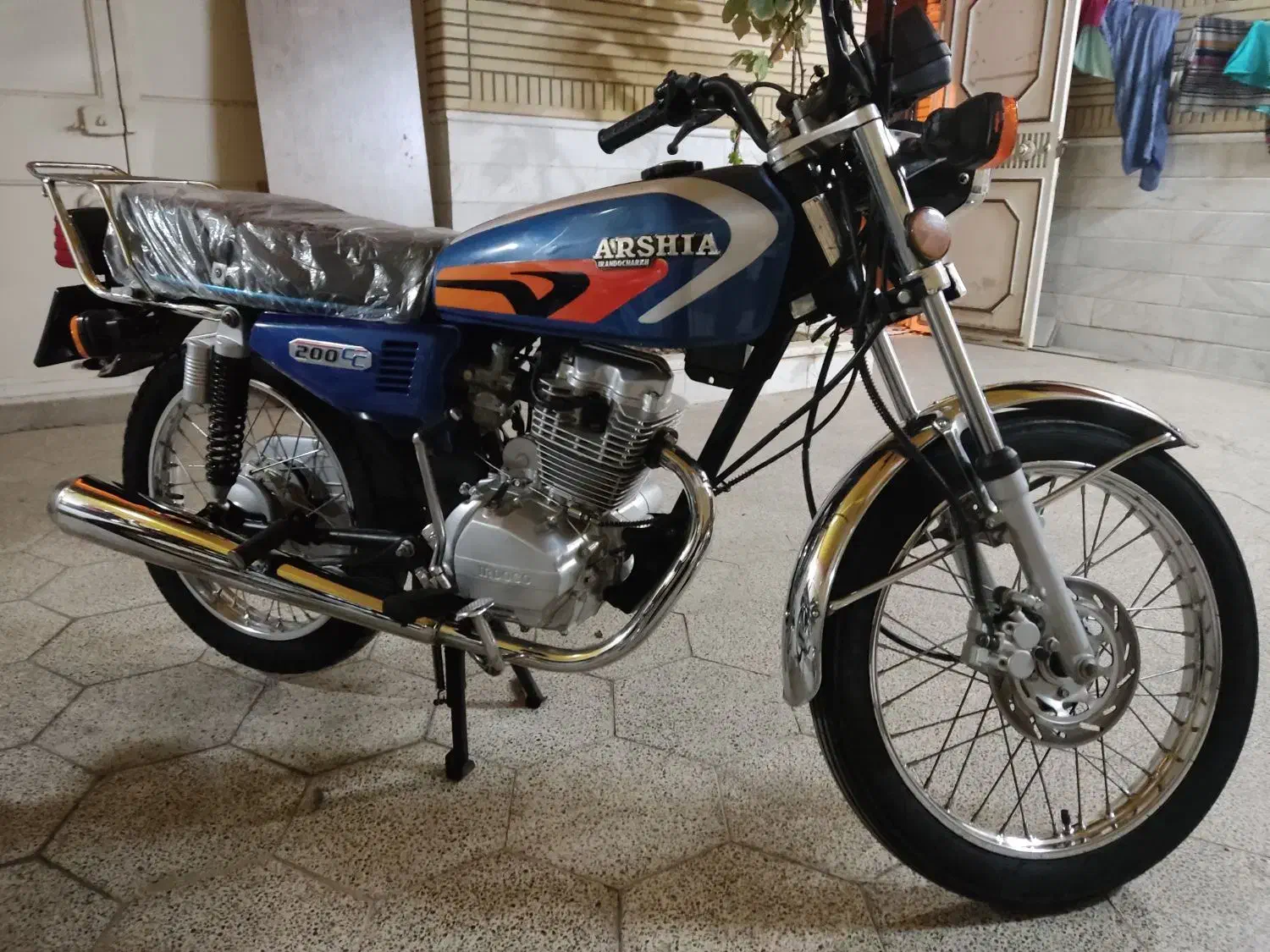 موتور هندا 200 cc|موتورسیکلت|قم, سعادتی|دیوار