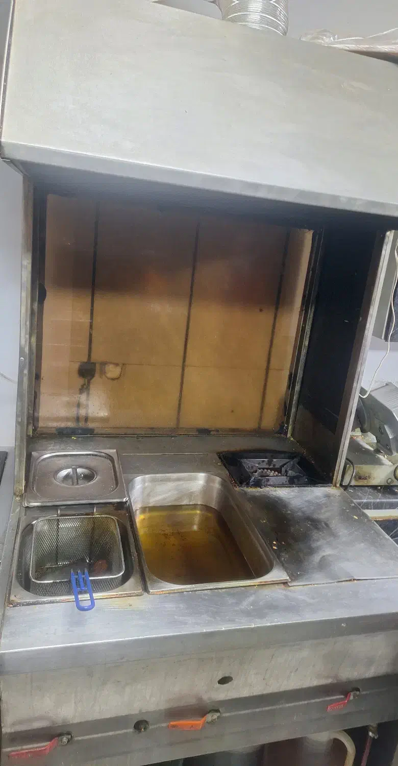 فر سرخ کن فلافل و گریل|کافیشاپ و رستوران|محلات, |دیوار