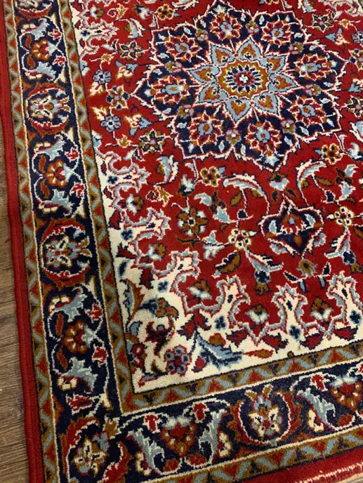 قالیچه ماشینی سالم و قدیمی و ریز باف|فرش|مشهد, شهید مطهری|دیوار