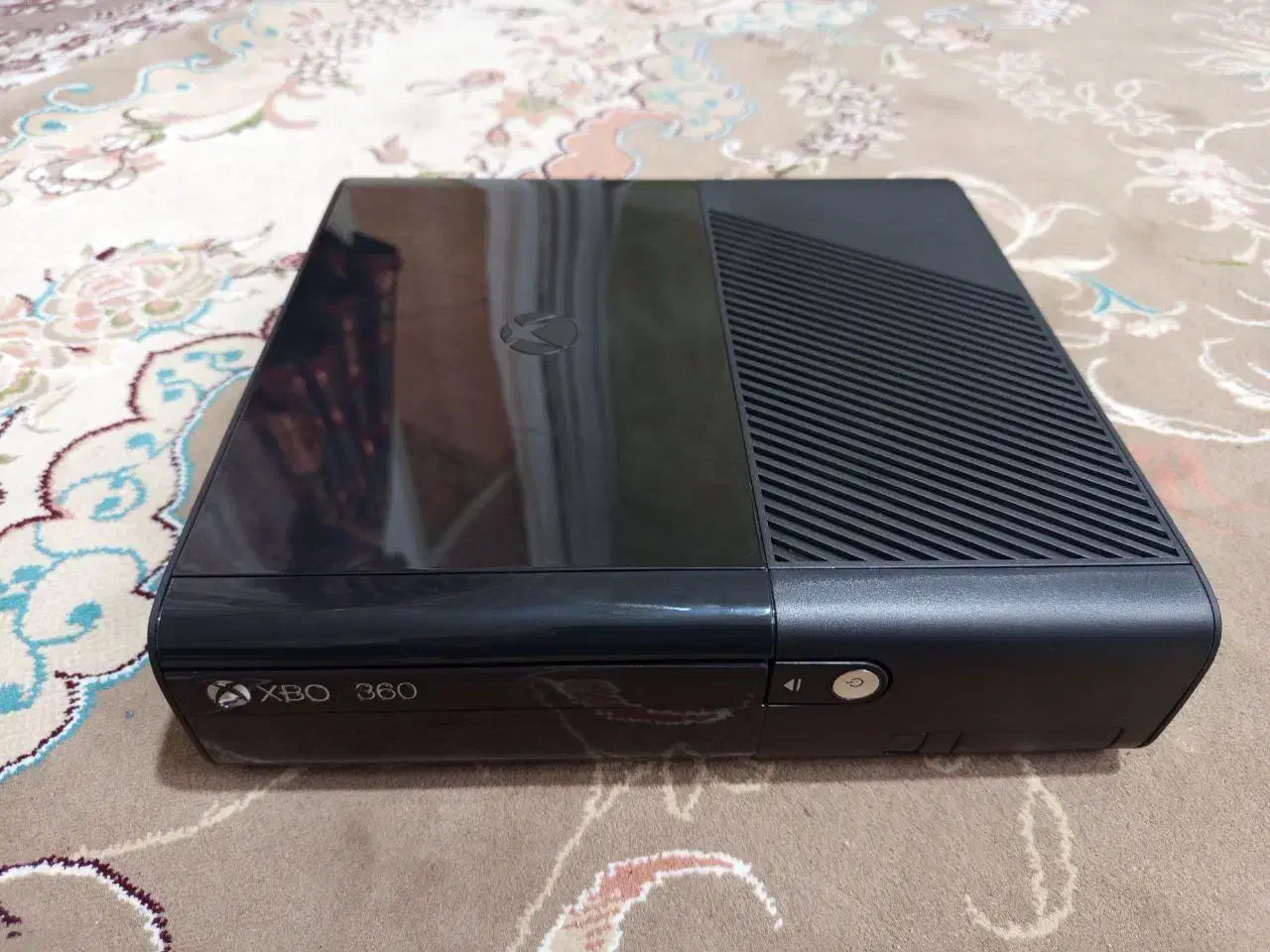 ایکس باکس 360 سوپر اسلیم (XBOX 360)|کنسول، بازی ویدئویی و آنلاین|کاشان, فاز ۲ ناجی آباد|دیوار