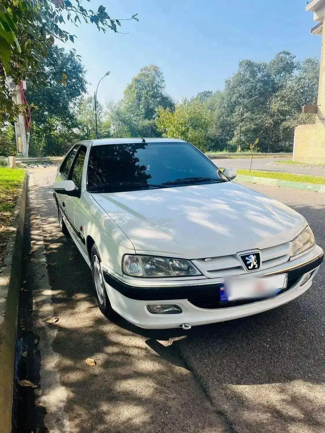 پژو پارس مدل 88 ببرنگ و استثنایی|خودرو سواری و وانت|رشت, شهرک قدس|دیوار