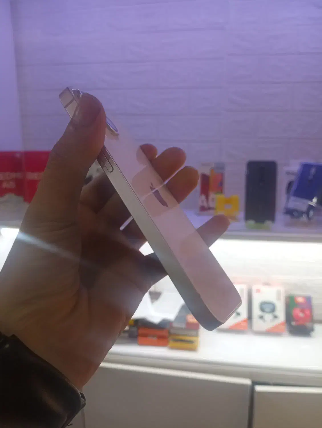 آیفون 13 normal|موبایل|قم, زنبیل آباد|دیوار