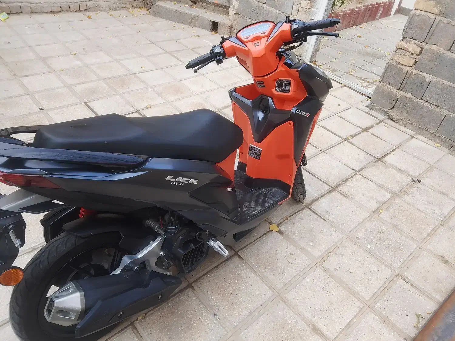 کلیک 150تیز پر|موتورسیکلت|میان ولایت, |دیوار