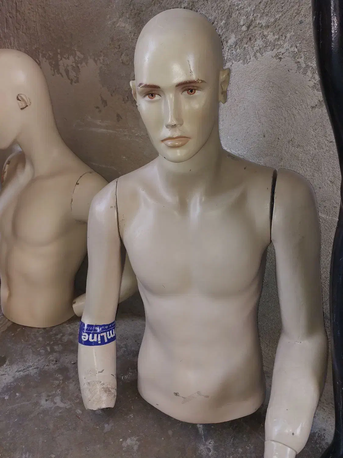 چند عدد مانکن مردانه و زنانه|فروشگاه و مغازه|قروه, |دیوار