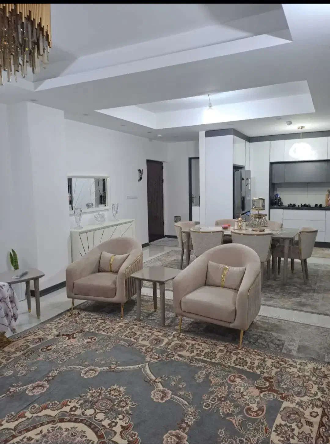 فروش آپارتمان ۱۱۰متری ۳خواب/خیابان سعدی/|فروش آپارتمان|قم, شهرک شهرداری|دیوار