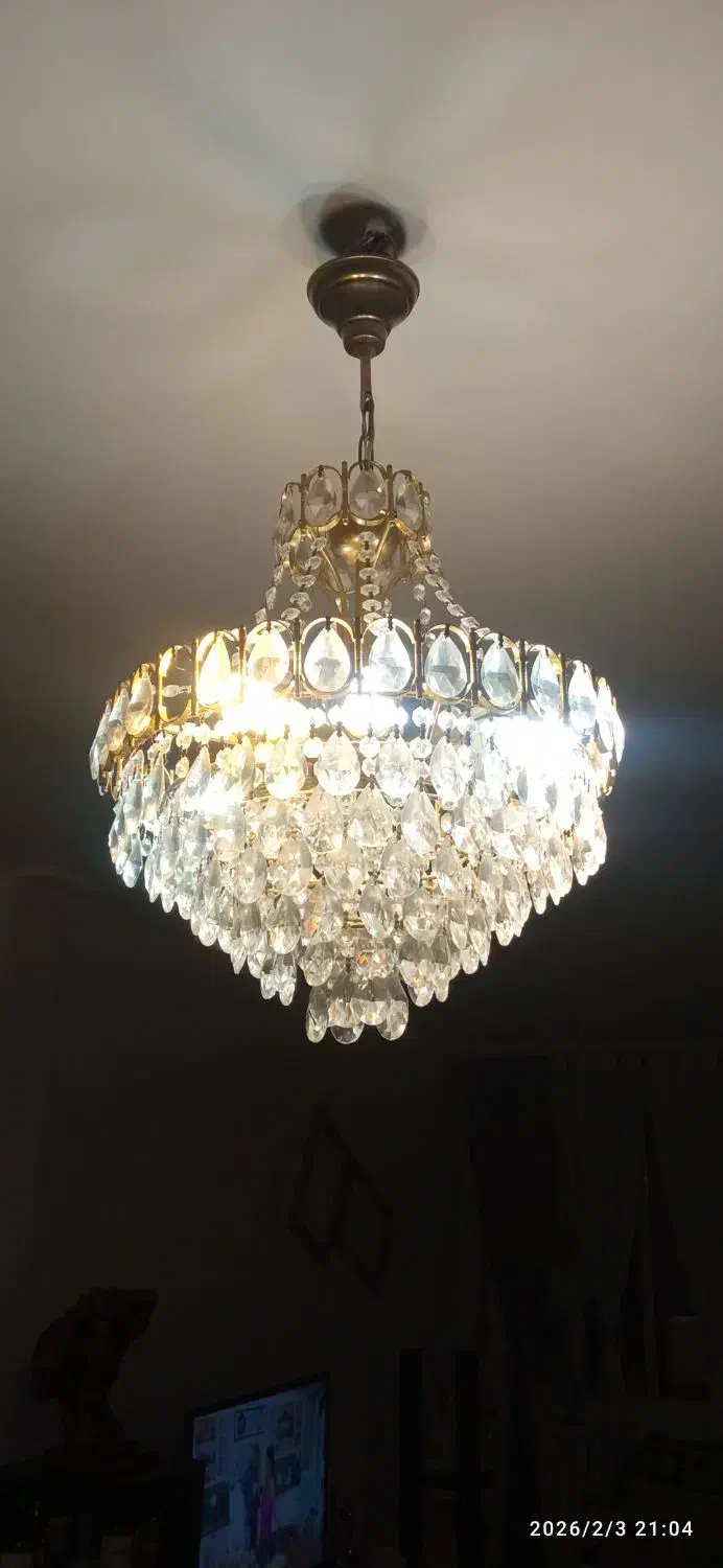 لوستر|لوستر و چراغ آویز|هشتگرد, فاز ۱ مهستان|دیوار