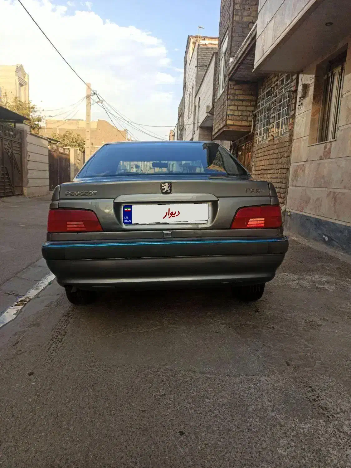 پژو پارس مدل ۸۷ عروسک  شاسی پلمپ|خودرو سواری و وانت|ساوه, |دیوار