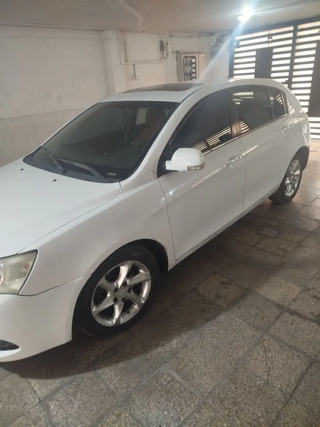 جیلی امگرند هاچ بک|خودرو سواری و وانت|مشهد, شفا|دیوار