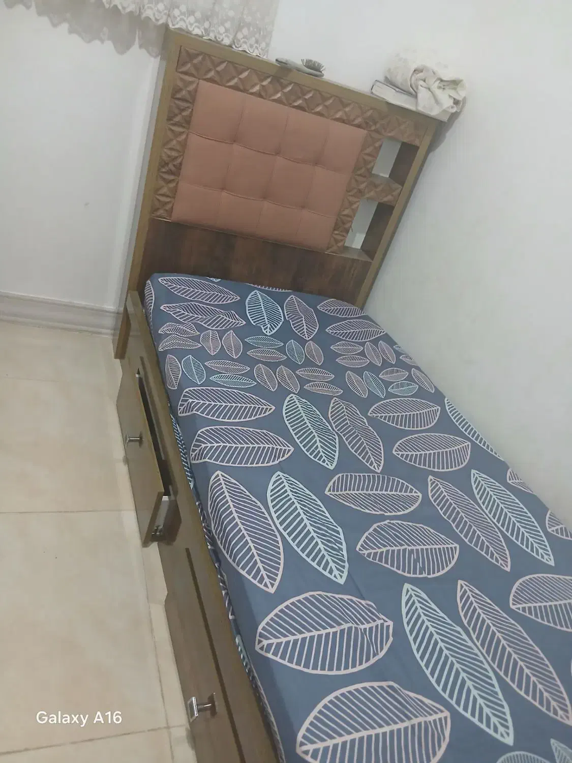 تخت خواب نوجوان ۲عدد|تخت و سرویس خواب|شاهرود, |دیوار