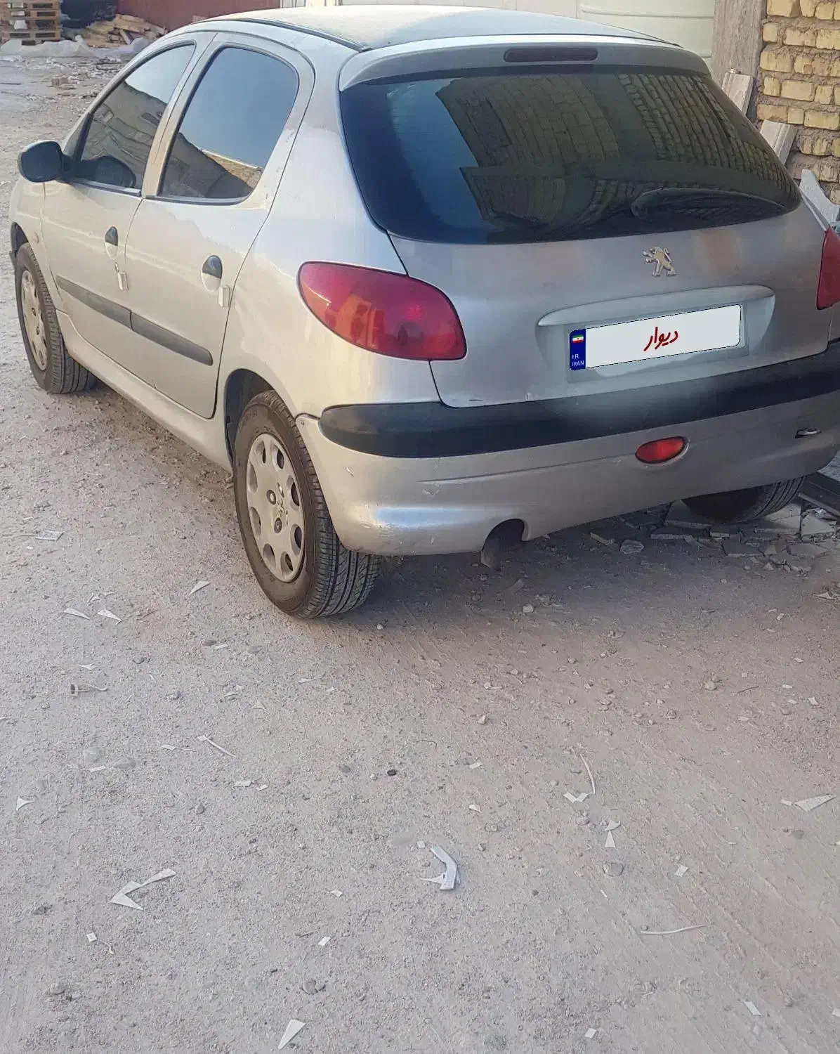 ۲۰۶ مدل ۸۳|خودرو سواری و وانت|شیراز, نصر|دیوار