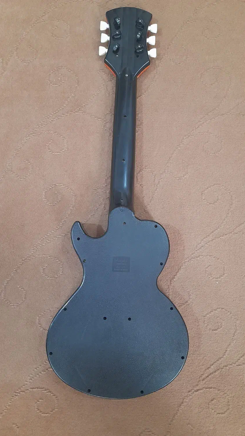 گیتار|گیتار، بیس، امپلیفایر|مراغه, |دیوار