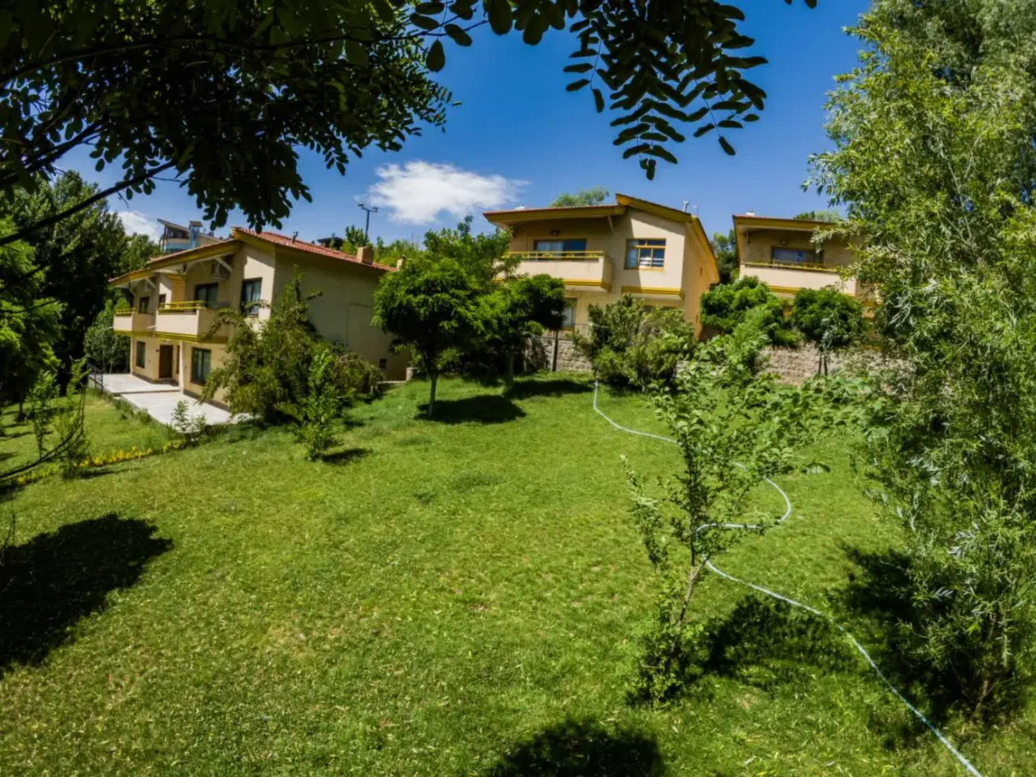 شاگرد|استخدام خدمات فروشگاه و رستوران|چادگان, |دیوار