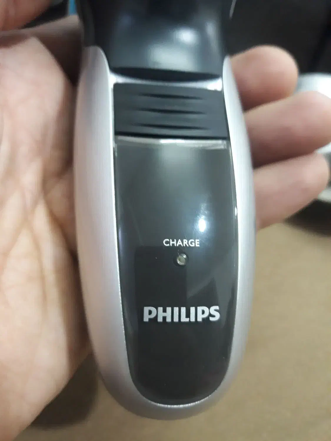 ماشین ریش تراش فیلیپس اصلی|آرایشی، بهداشتی، درمانی|سبزوار, قلعهنو دهزار|دیوار