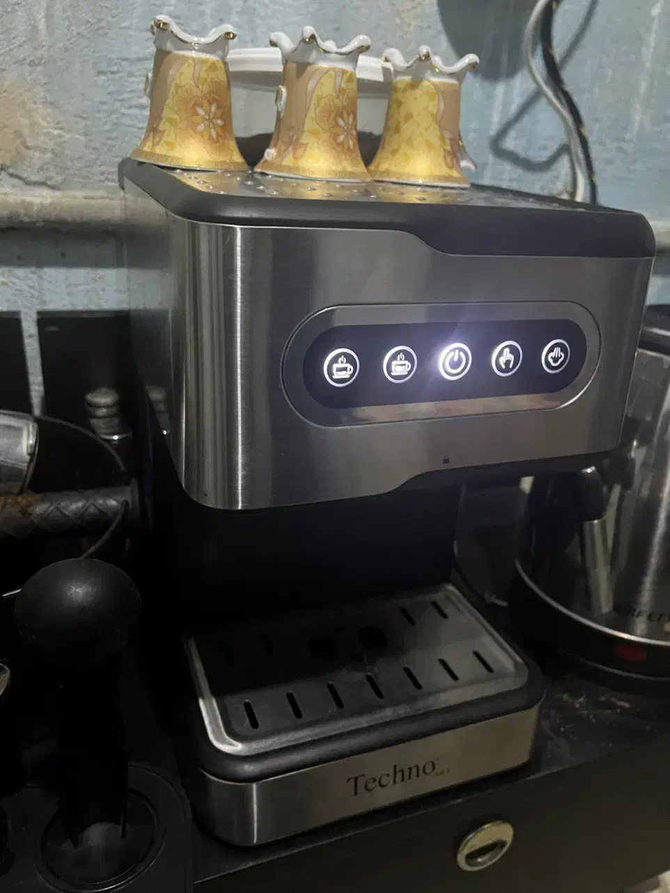 اسپرسو ساز کاملا نو|سماور، چایساز، قهوهساز|گرگان, |دیوار