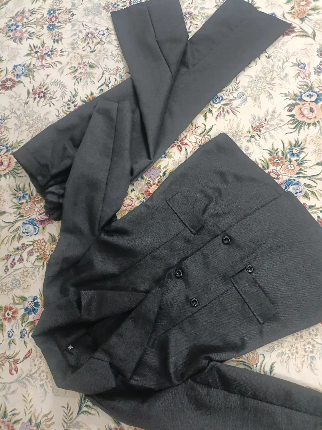 کت شلوار زنانه پاییزه ،نو ،سایز 3|لباس|تربتحیدریه, ۴۵ متری|دیوار