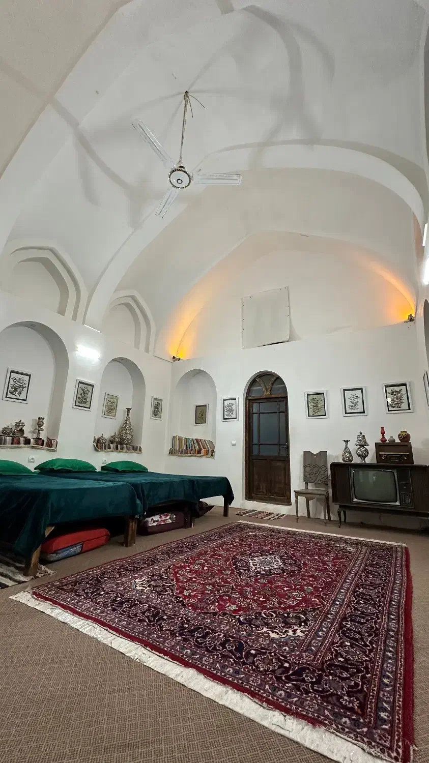 عروس هتل های سمنان|اجارهٔ کوتاهمدت آپارتمان و سوئیت|سمنان, |دیوار