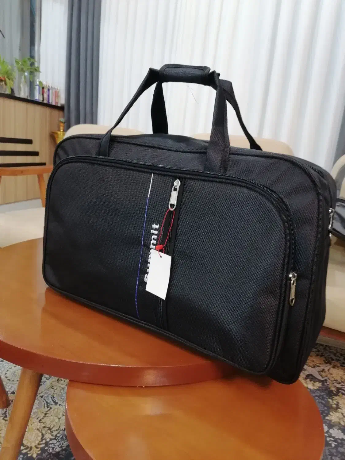 ساک مسافرتی|کیف، کفش، کمربند|قم, نیروگاه|دیوار