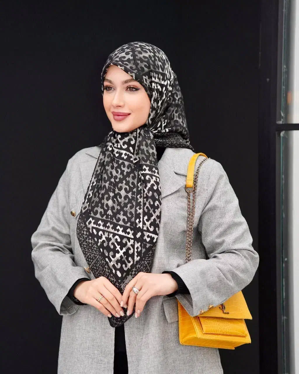 روسری دست دوز - کالکشن پاییزه|لباس|جیرفت, |دیوار