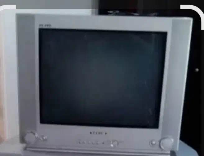 تلویزیون سالم قدیمی|تلویزیون و پروژکتور|قم, پردیسان|دیوار