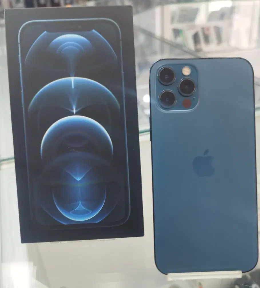 iphone 12pro|موبایل|گله دار, |دیوار