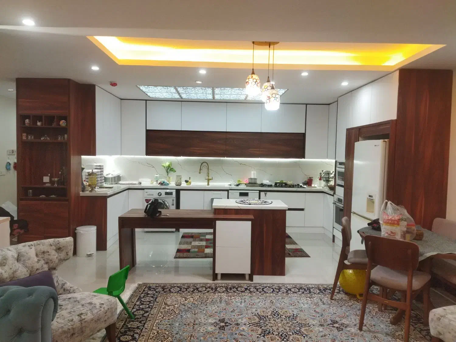 نصاب کابینت و کمد دیواری انجام انواع خورده کاری|خدمات پیشه و مهارت|کرج, کمال‌شهر|دیوار