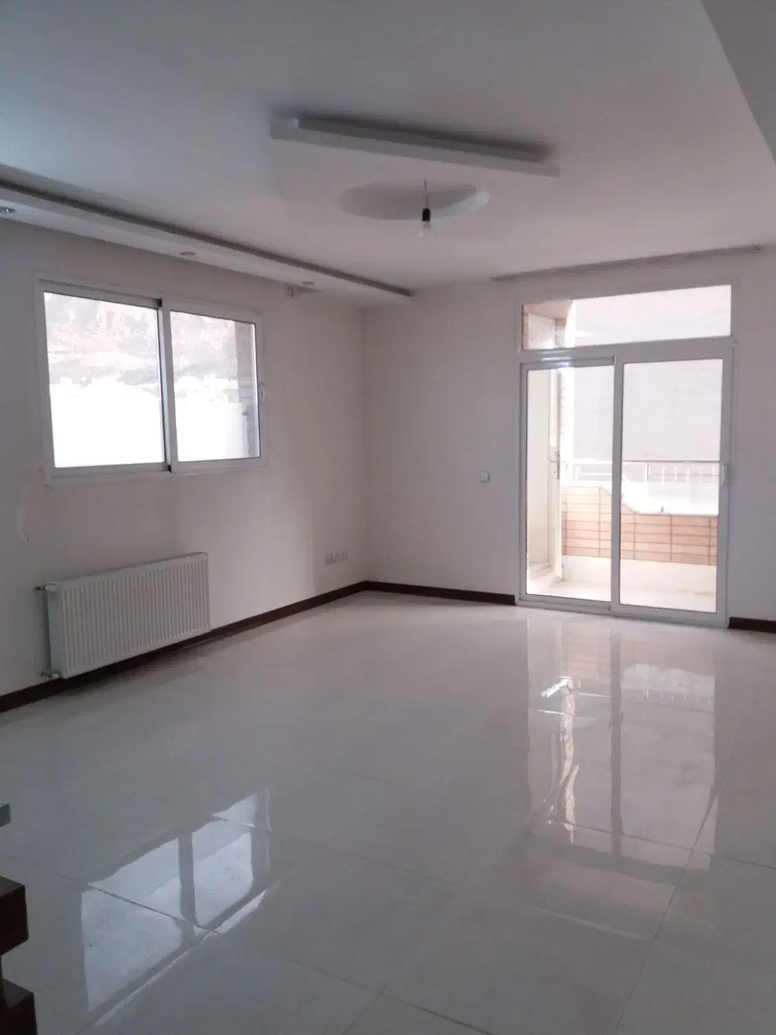 آپارتمان ۹۶ متر دو خوابه نوساز جنوبی وشمالی|فروش آپارتمان|اصفهان, قائمیه|دیوار