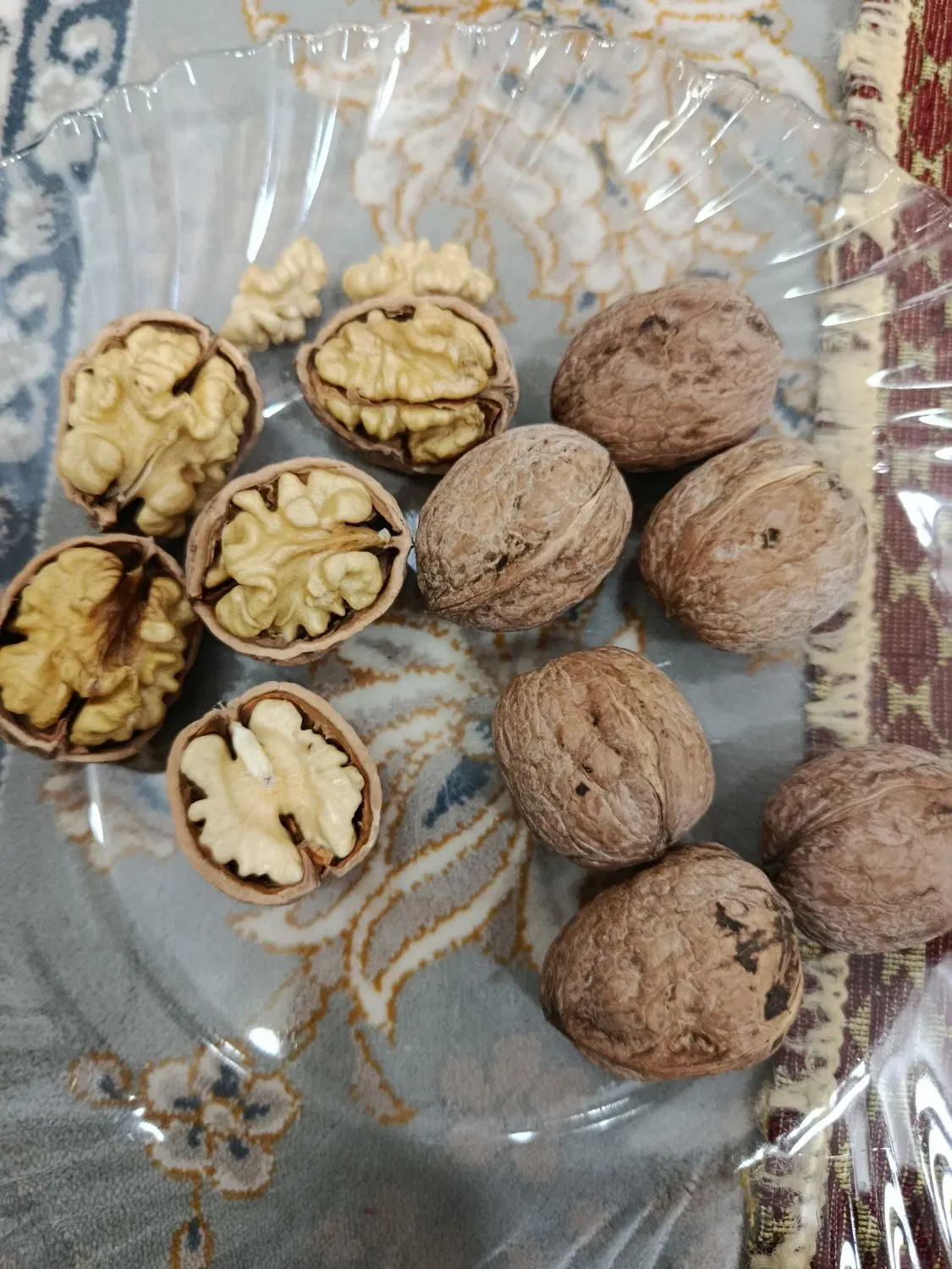 گردو|خدمات باغبانی و درختکاری|تهران, والفجر (افسریه)|دیوار