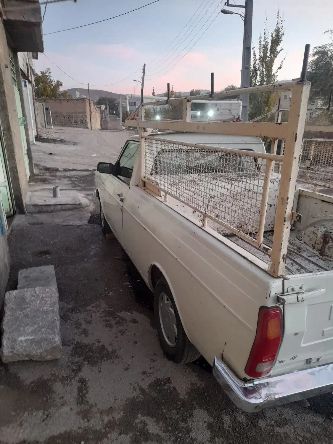 پیکان‌وانت‌مدل‌۸۶‌‌بی‌رنگ‌‌‌‌ادرس‌سورشجان|خودرو سواری و وانت|لاران, |دیوار