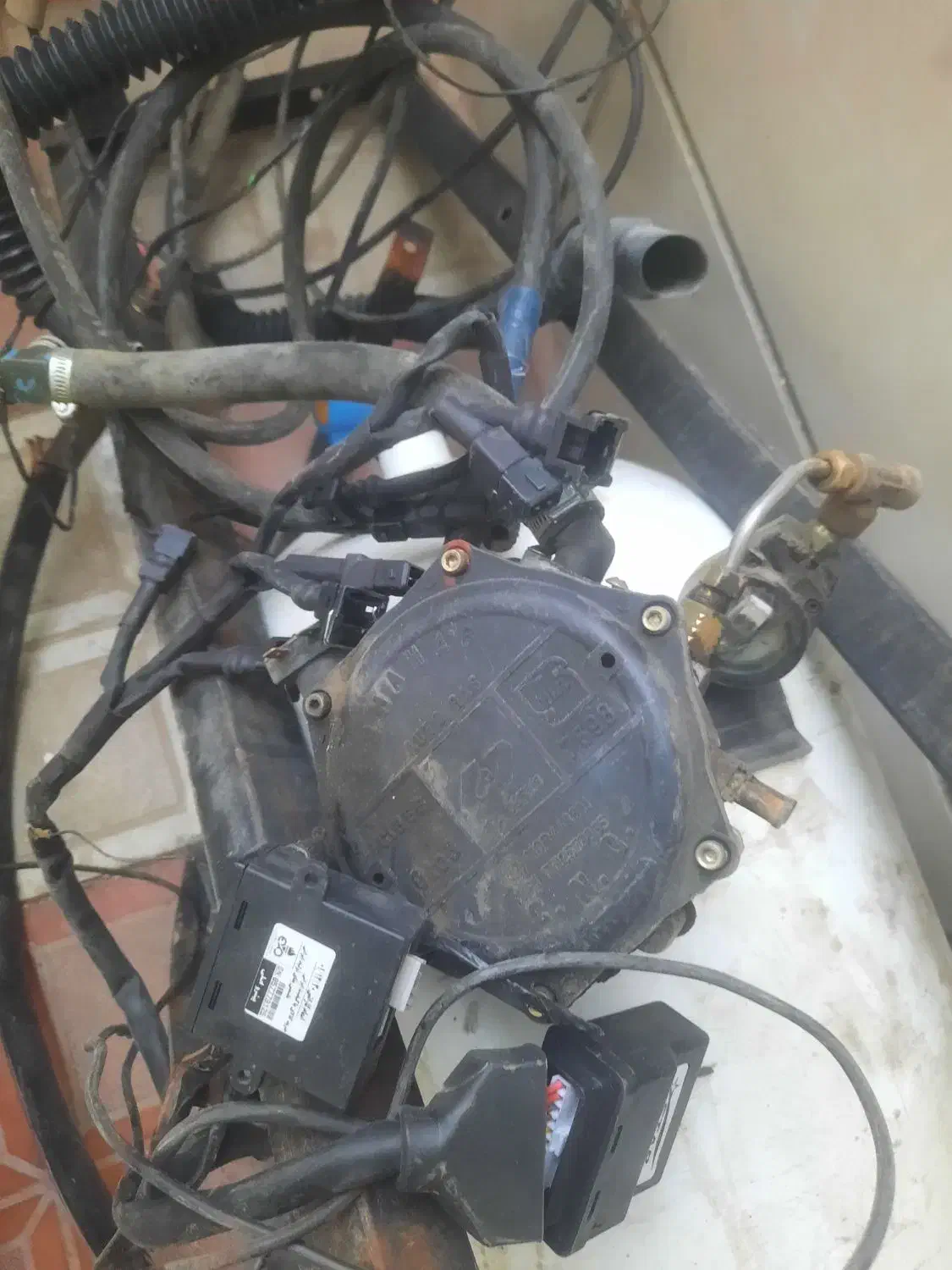 کپسول گازCNG صد لیتری 2037با ریگلاتور|قطعات یدکی و لوازم جانبی|اصفهان, حسین‌آباد|دیوار