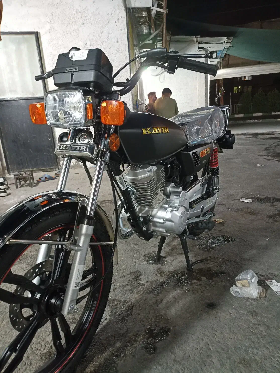 موتور کویر ۲۰۰ خشک ۴۴ تا دونه کار رنگ خاص|موتورسیکلت|قم, علی آباد سعدگان|دیوار