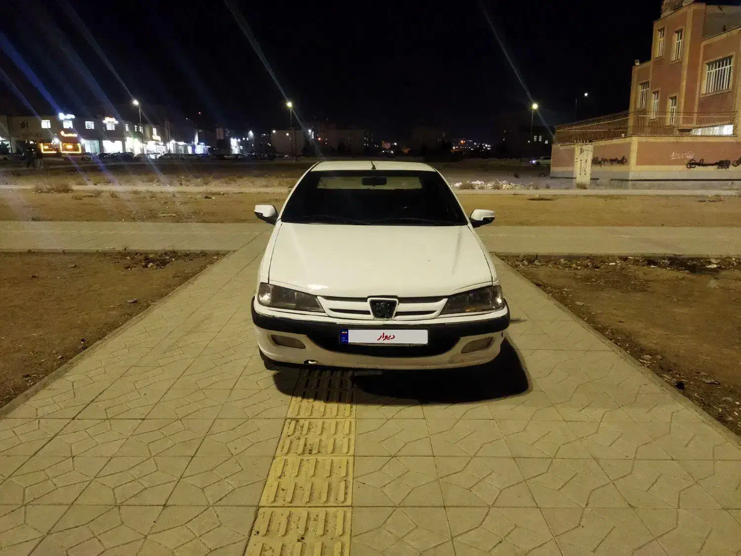 پژو پارس سفید مدل 88|خودرو سواری و وانت|اصفهان, شفق|دیوار