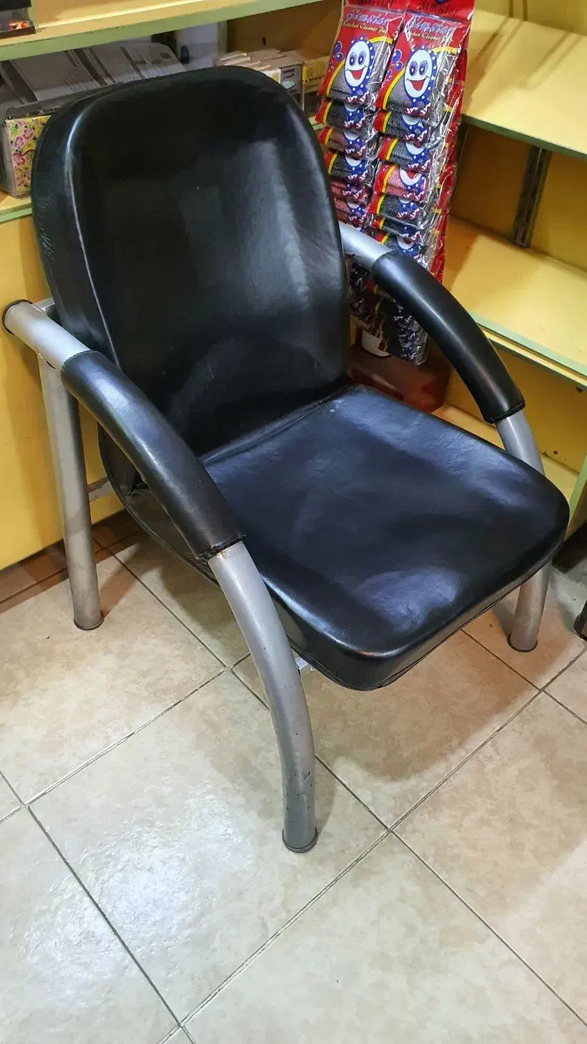 ۴ عدد صندلی Mp کاملا نو|مبلمان اداری|فیروزکوه, |دیوار