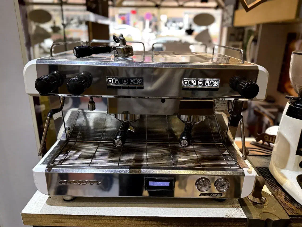 sprso|کافی‌شاپ و رستوران|همدان, |دیوار