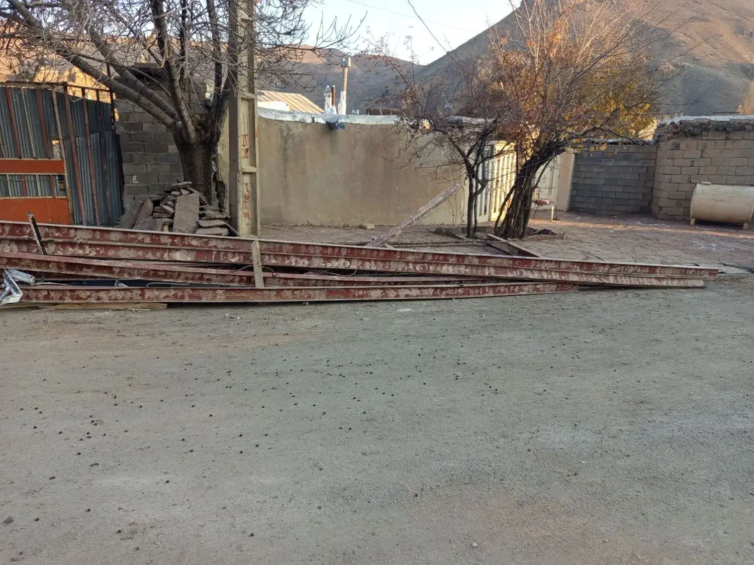 تیرآهن|مصالح و تجهیزات ساختمان|فیروزکوه, |دیوار