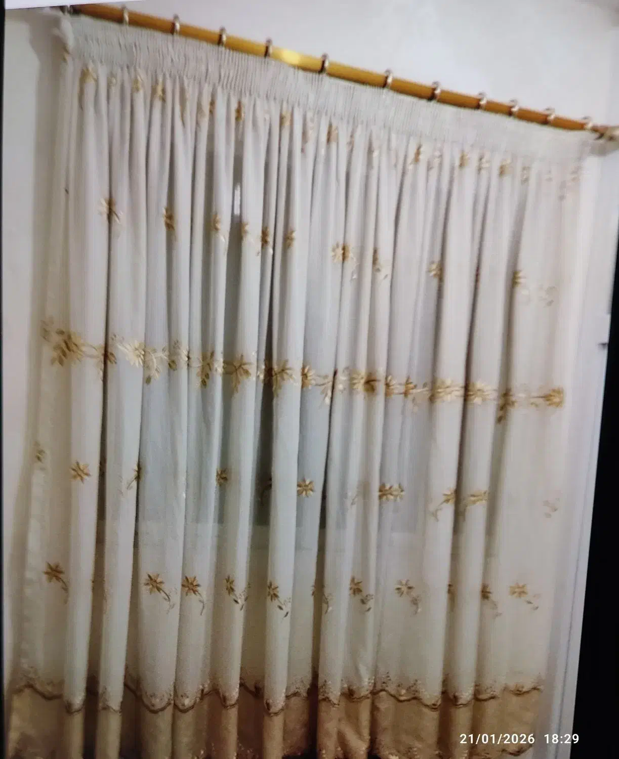 پرده حریر|پرده، رانر، رومیزی|رشت, پیرکلاچای|دیوار