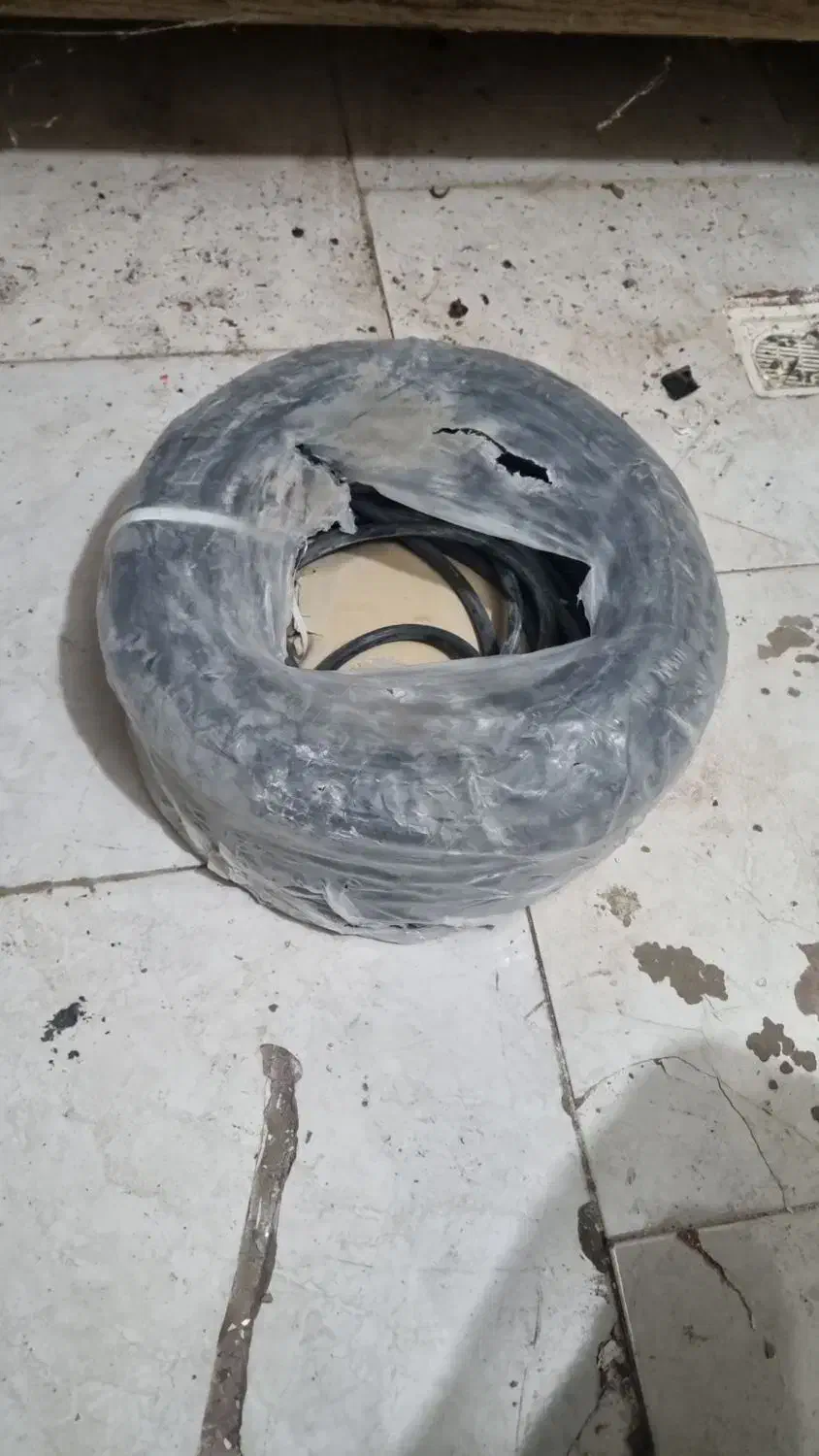 کابل برق ۳ در ۲.۵ همدان|مصالح و تجهیزات ساختمان|کردکوی, |دیوار