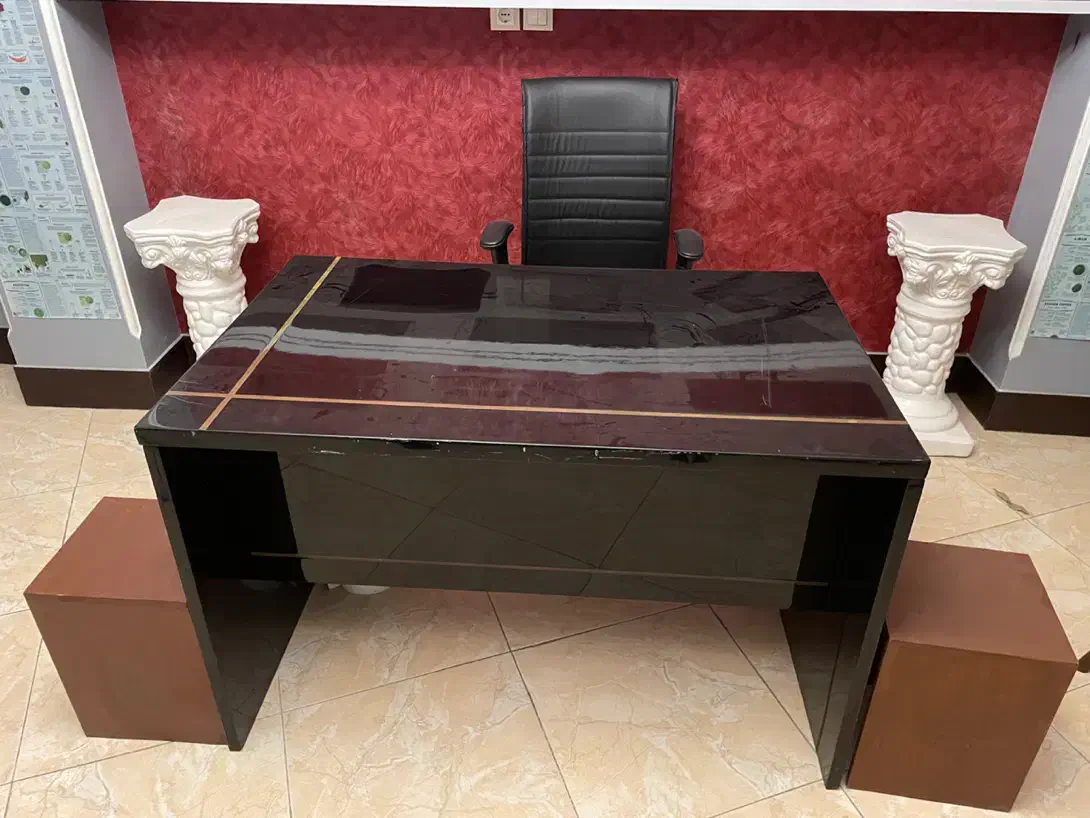 میز و صندلی مدیریتی|مبلمان اداری|سمنان, |دیوار