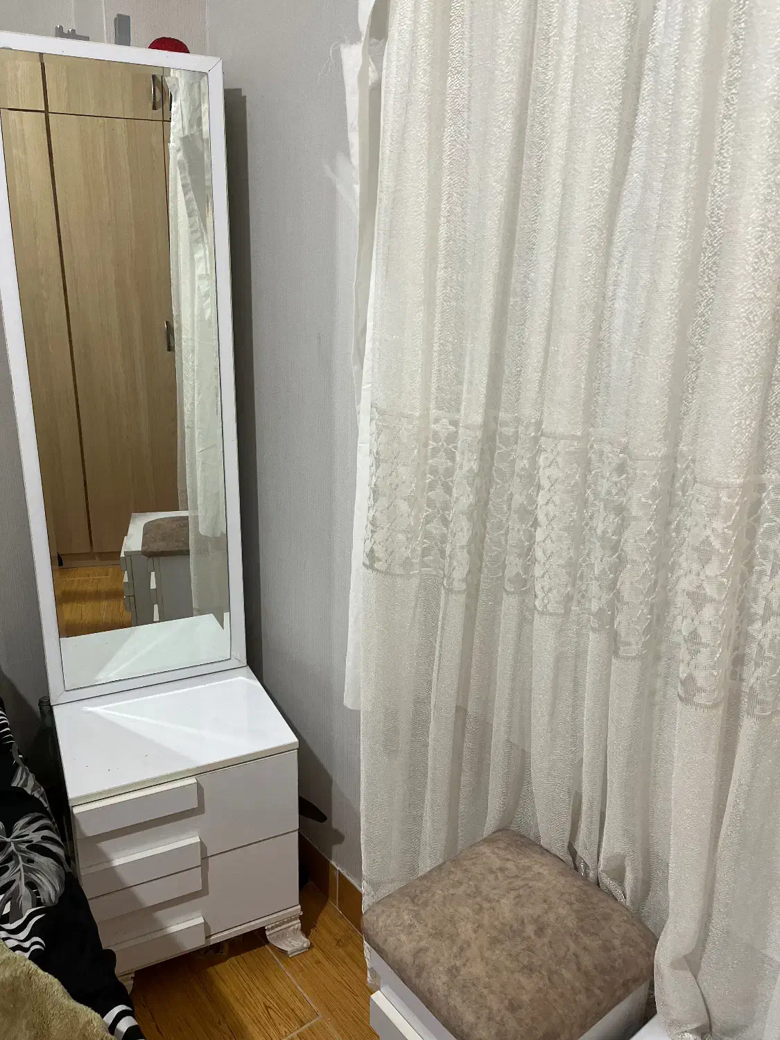 سرویس خواب کامل|تخت و سرویس خواب|لاهیجان, طالقانی|دیوار