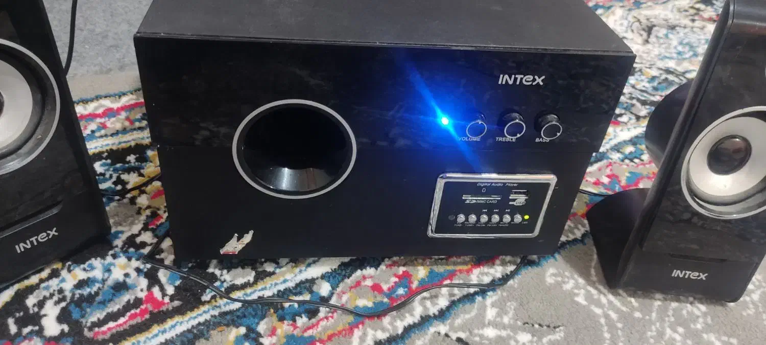 اسپیکر|سیستم صوتی خانگی|شیراز, شهرک گلدشت حافظ‎|دیوار