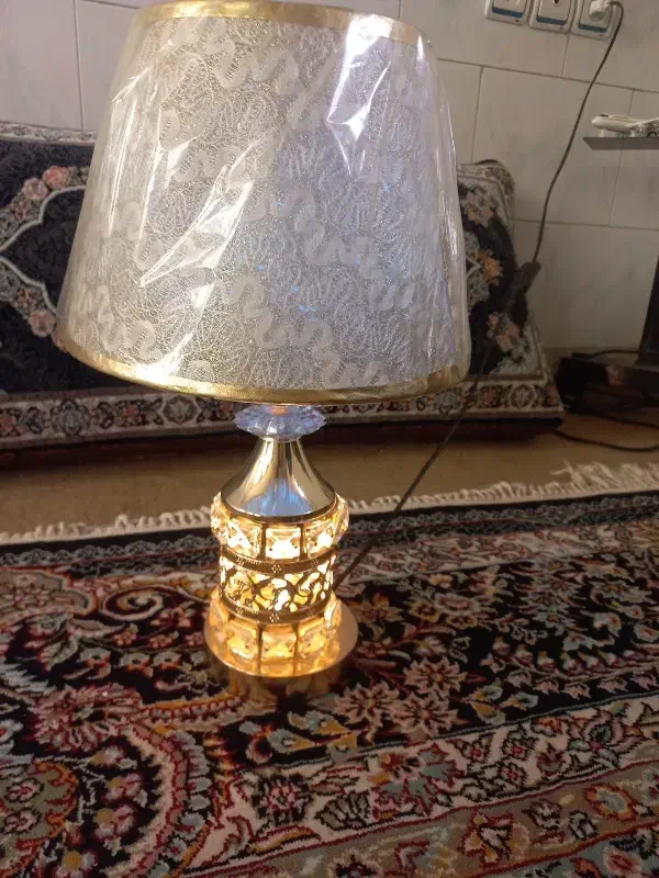 چراغ خواب|چراغ خواب و آباژور|اراک, |دیوار